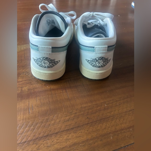 Nike Low Dunks NWOB women’s 9 or men’s 7 - Picture 4 of 6